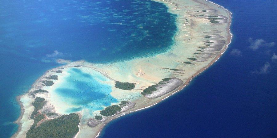 Vista aerea dell’atollo di Rangiroa