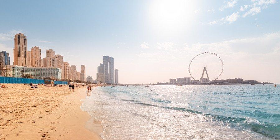 Ain Dubai dalla spiaggia